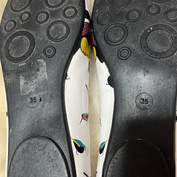 Marc by Marc Jacobs White Cartoon Girl Flats - Picture 7 of 7